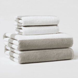 Room Essentials 4pk Bath/Hand Towel Set Gray/White NWT